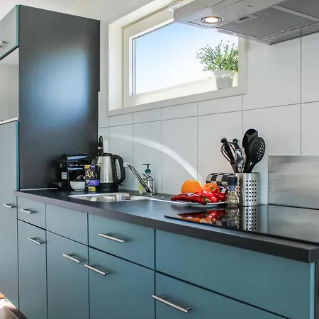 Hotel na wodzie Lovely Ship In Aalsmeer With Kitchen