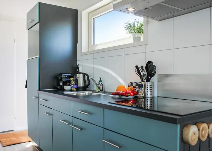 بوتيل Lovely Ship In With Kitchen