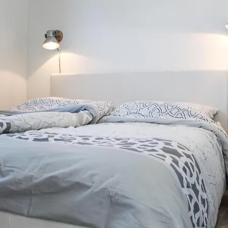 Lovely Ship In With Kitchen 4*