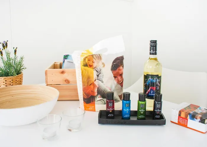 Lovely Ship In With Kitchen 船上ホテル アールスメール